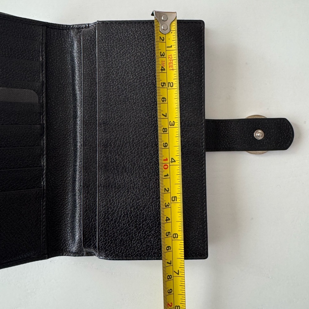 Bvlgari mid size wallet - Picture 7 of 8